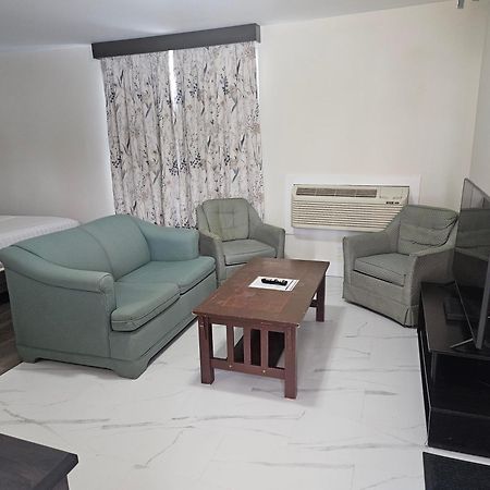 Leelas Villa Inn Flesherton Bagian luar foto