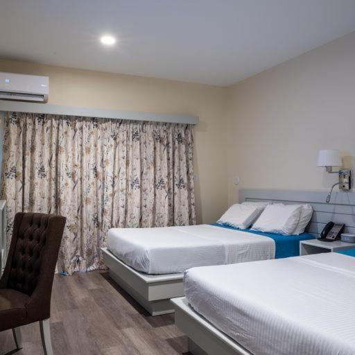 Leelas Villa Inn Flesherton Bagian luar foto