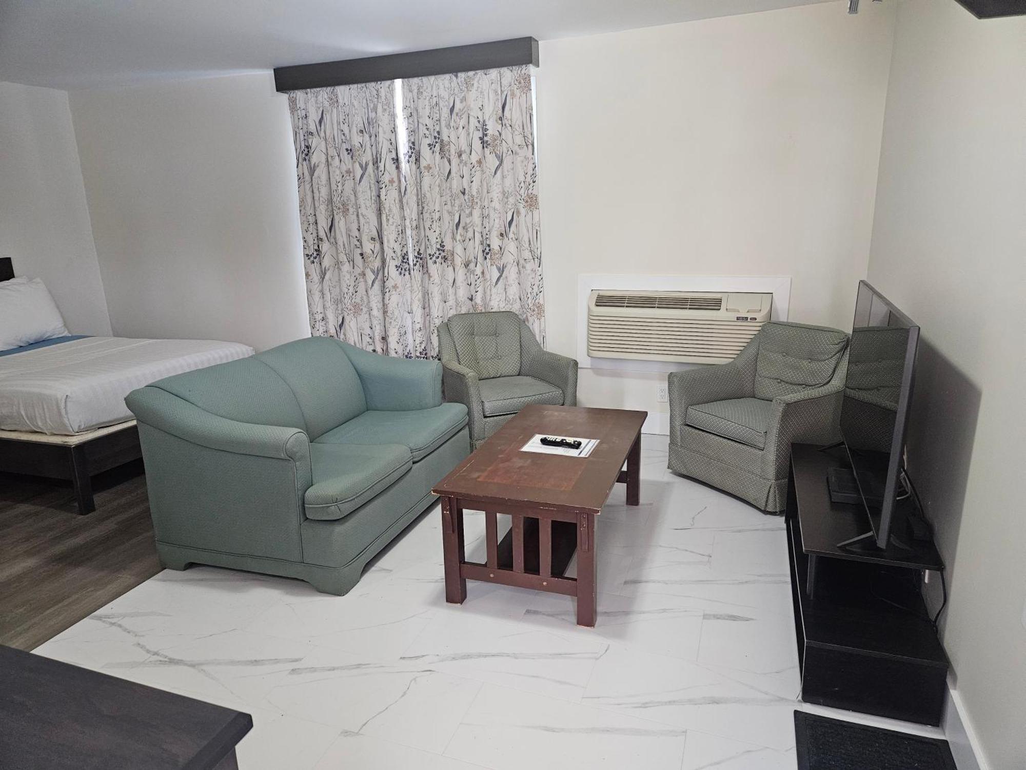 Leelas Villa Inn Flesherton Bagian luar foto