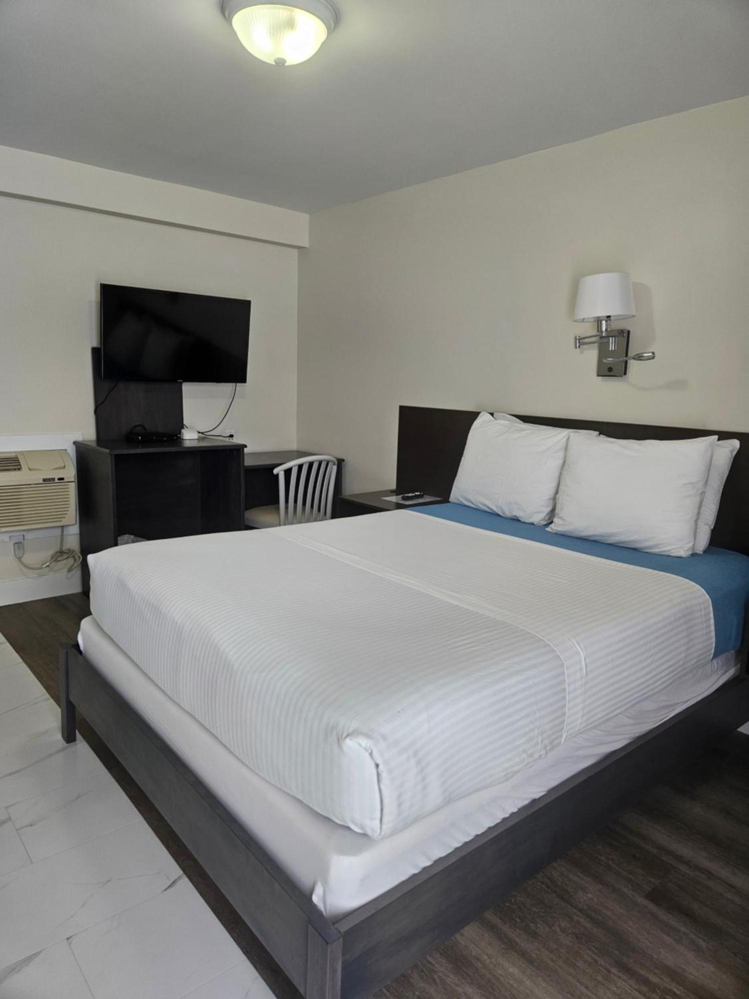 Leelas Villa Inn Flesherton Bagian luar foto