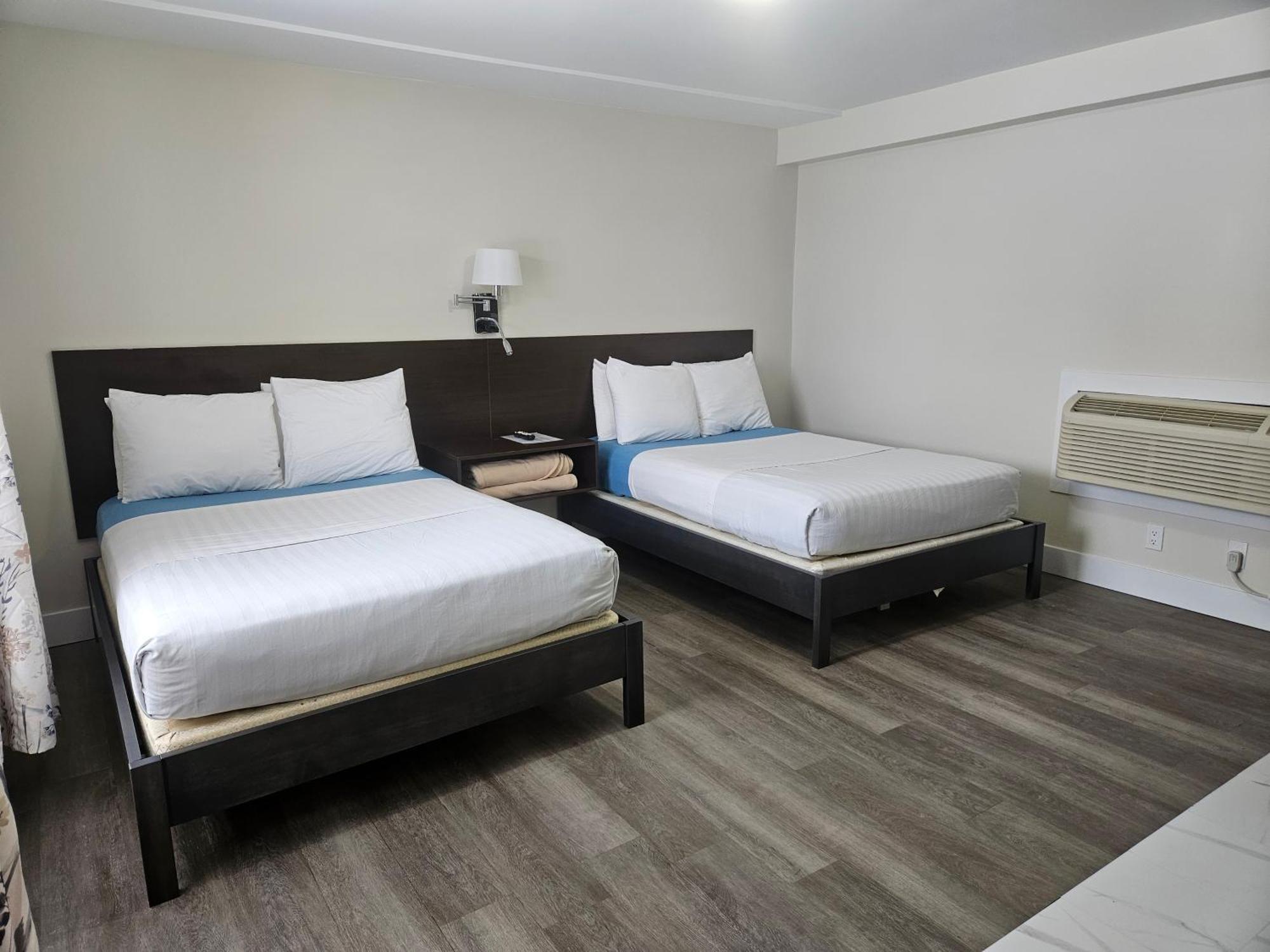 Leelas Villa Inn Flesherton Bagian luar foto